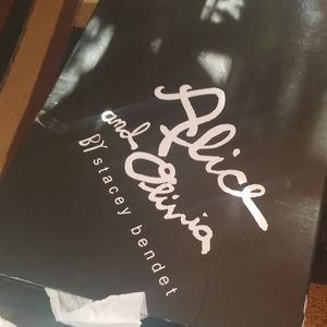 Slice and olinda  by stacey bendet